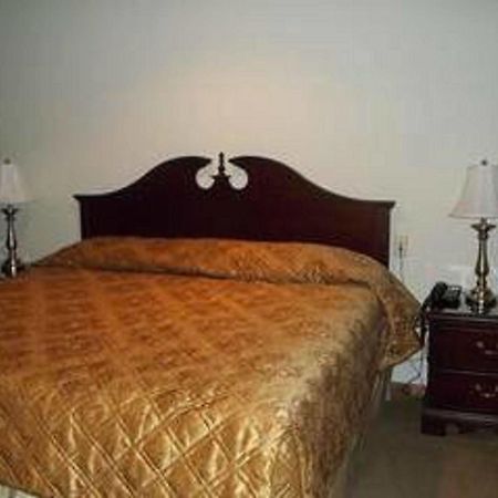 Sutton Inn Elkton Ngoại thất bức ảnh