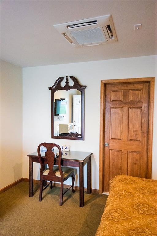 Sutton Inn Elkton Ngoại thất bức ảnh