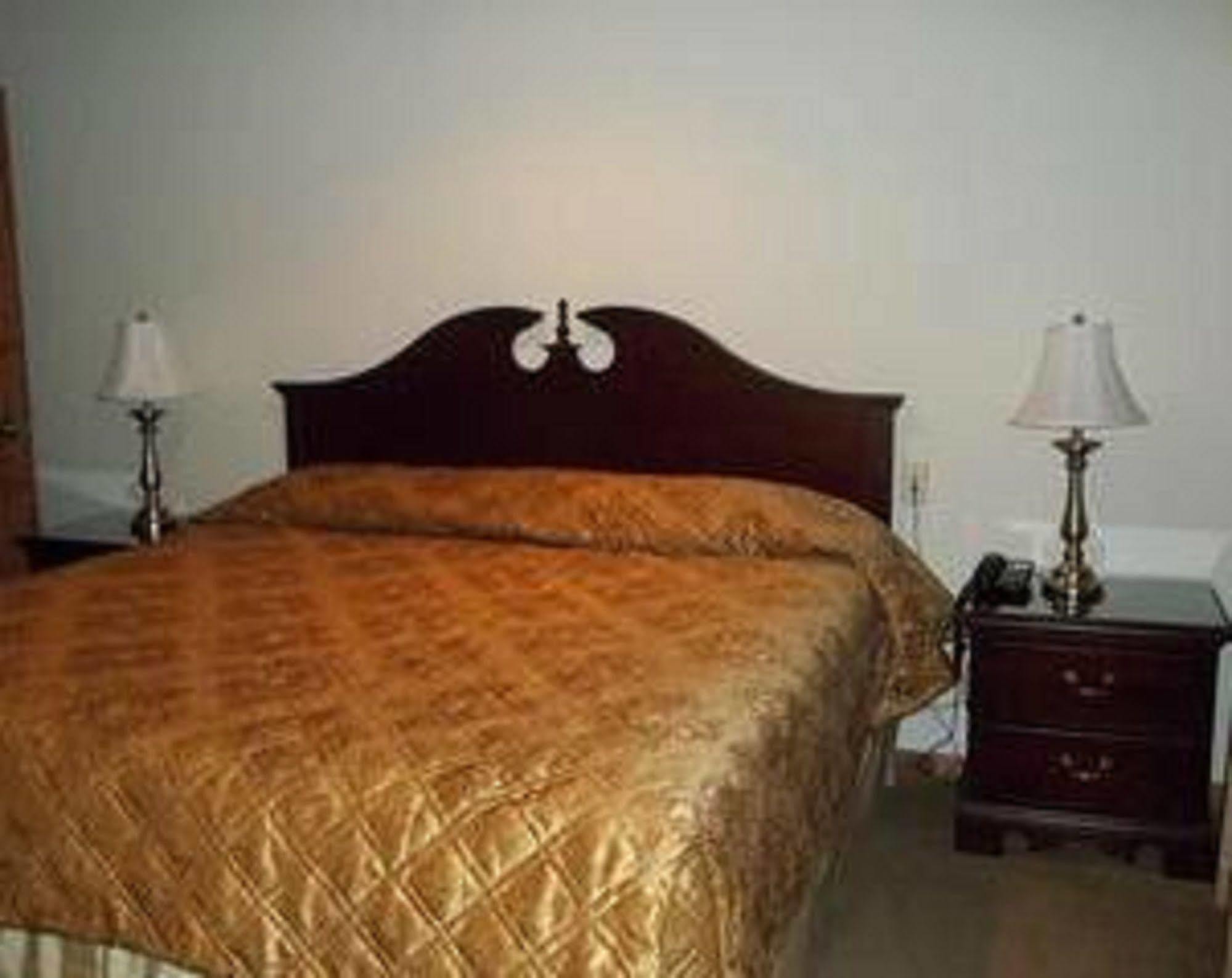 Sutton Inn Elkton Ngoại thất bức ảnh